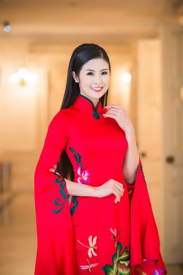 Hoa hậu Việt Nam: Người 'khốn khổ', người được khen hết lời