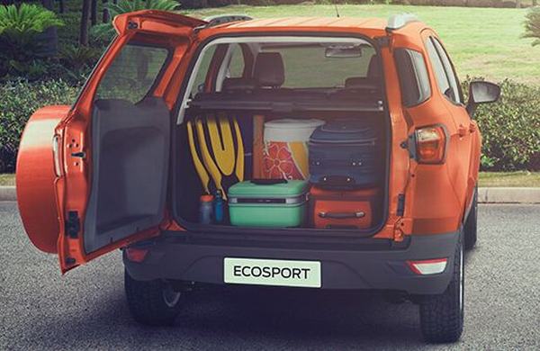 Nissan Terrano và Ford EcoSport: Cặp đôi crossover ‘hút khách’