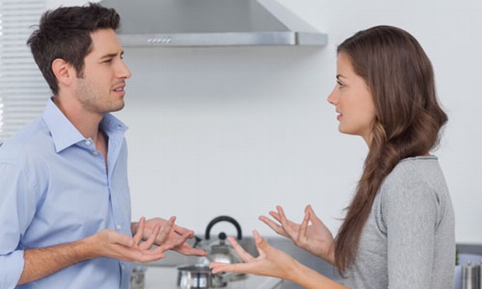10 điều phụ nữ khôn ngoan không bao giờ nói với chồng